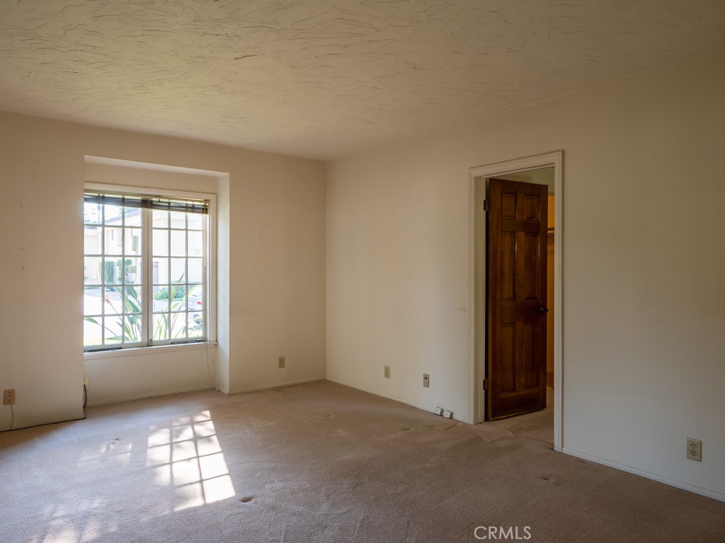 503 W Duarte Road Unit: 4