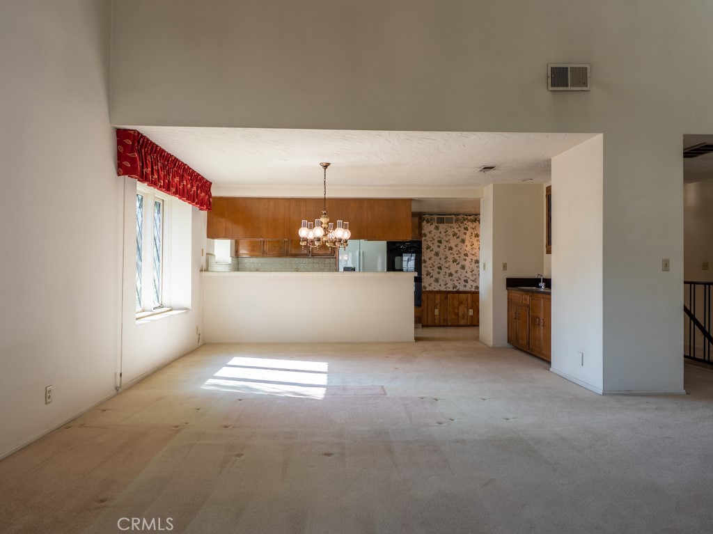 503 W Duarte Road Unit: 4