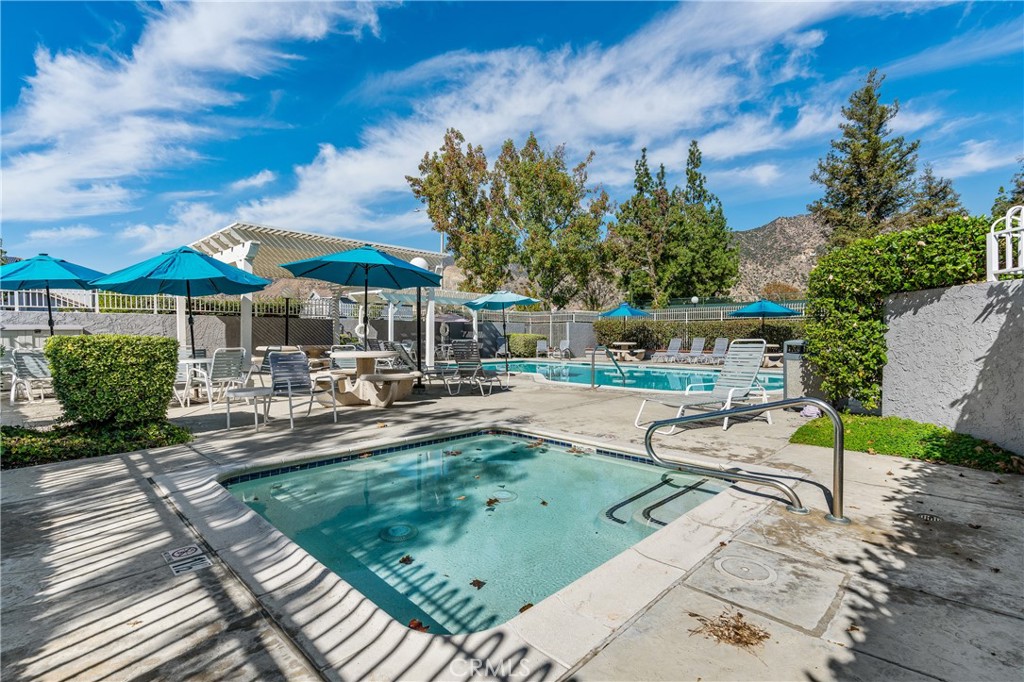 215 Spruce Court