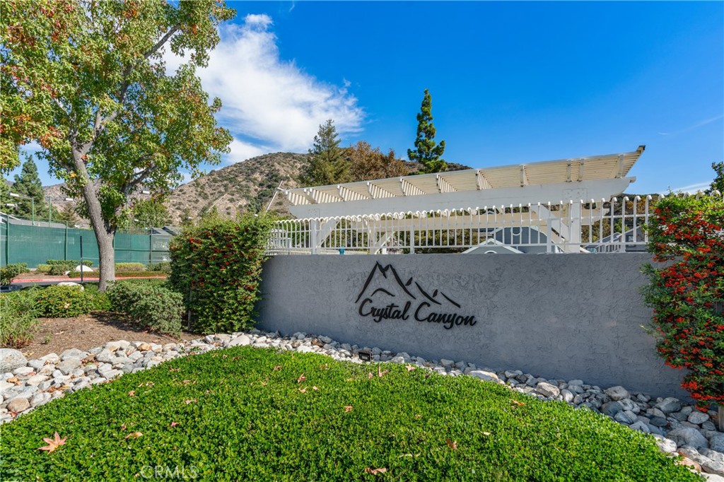 215 Spruce Court