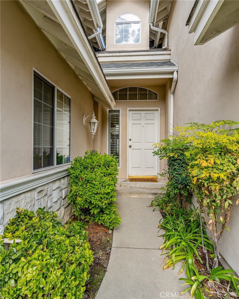 1002 Royal Oaks Drive Unit: B