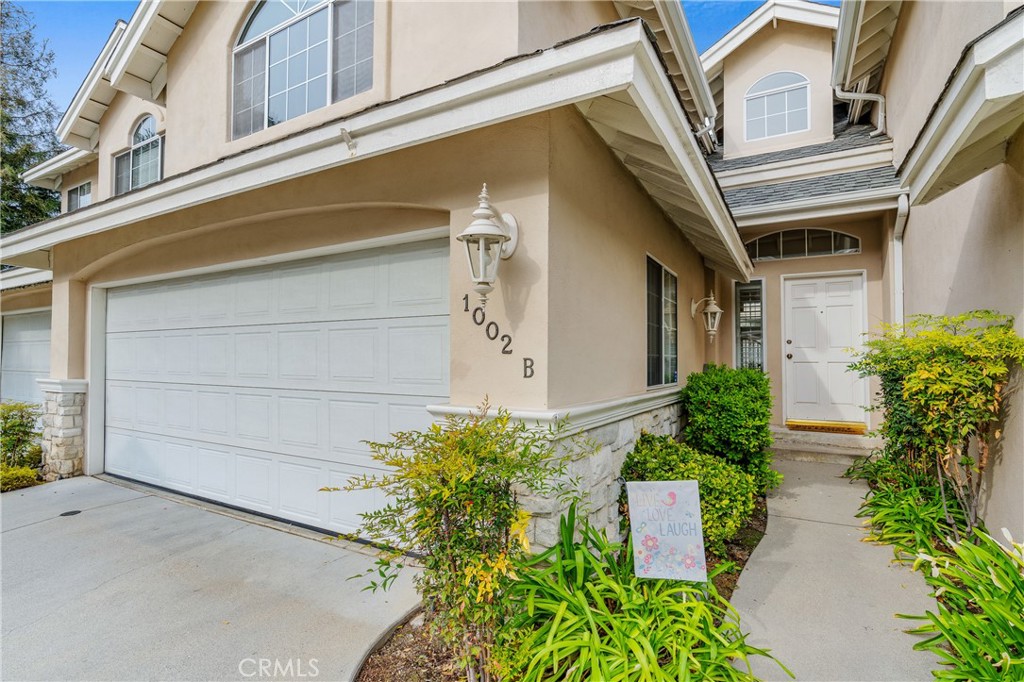 1002 Royal Oaks Drive Unit: B