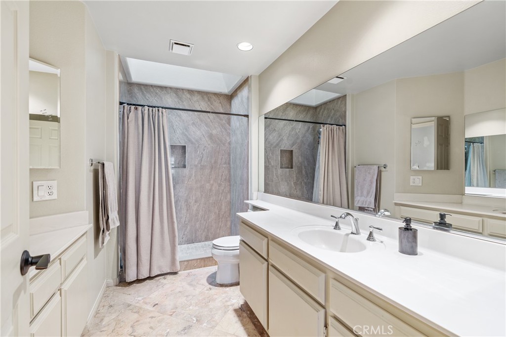 1002 Royal Oaks Drive Unit: B