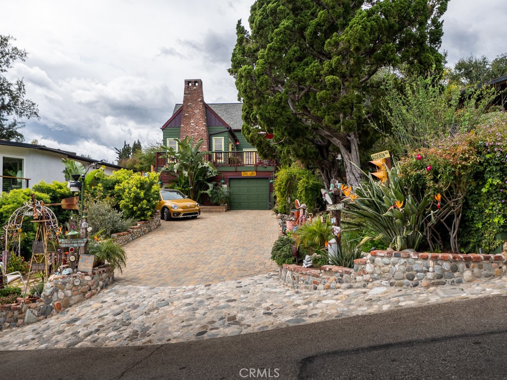 521 Alta Vista Drive