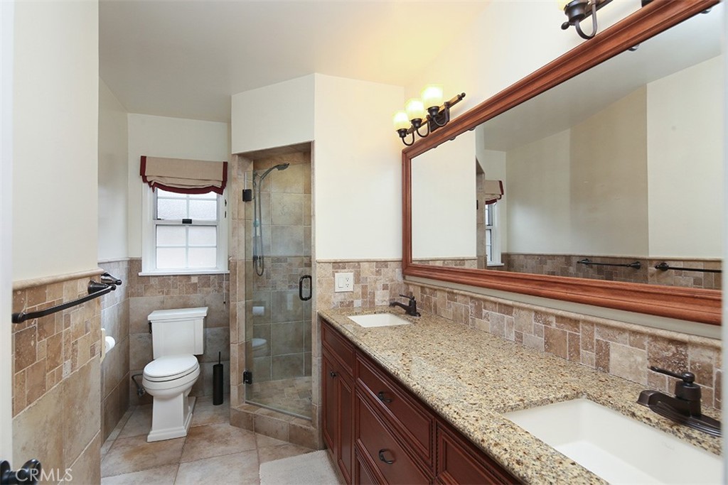 328 N. Alta Vista Ave.