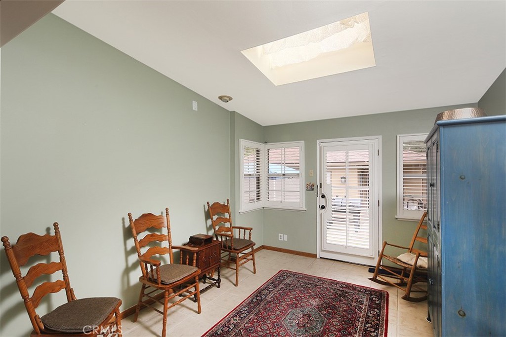 328 N. Alta Vista Ave.