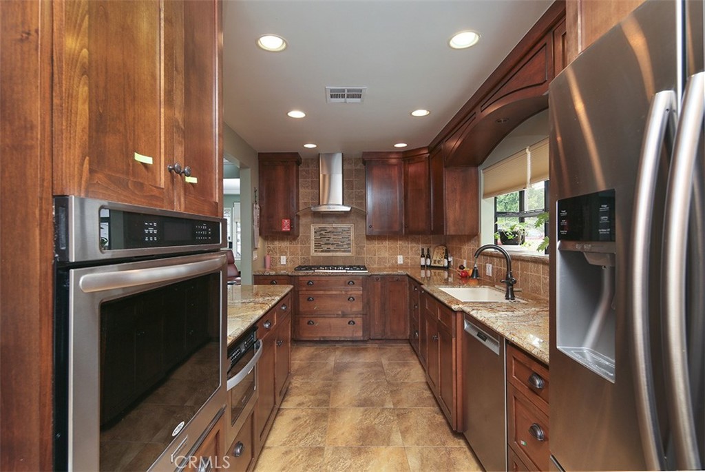 328 N. Alta Vista Ave.