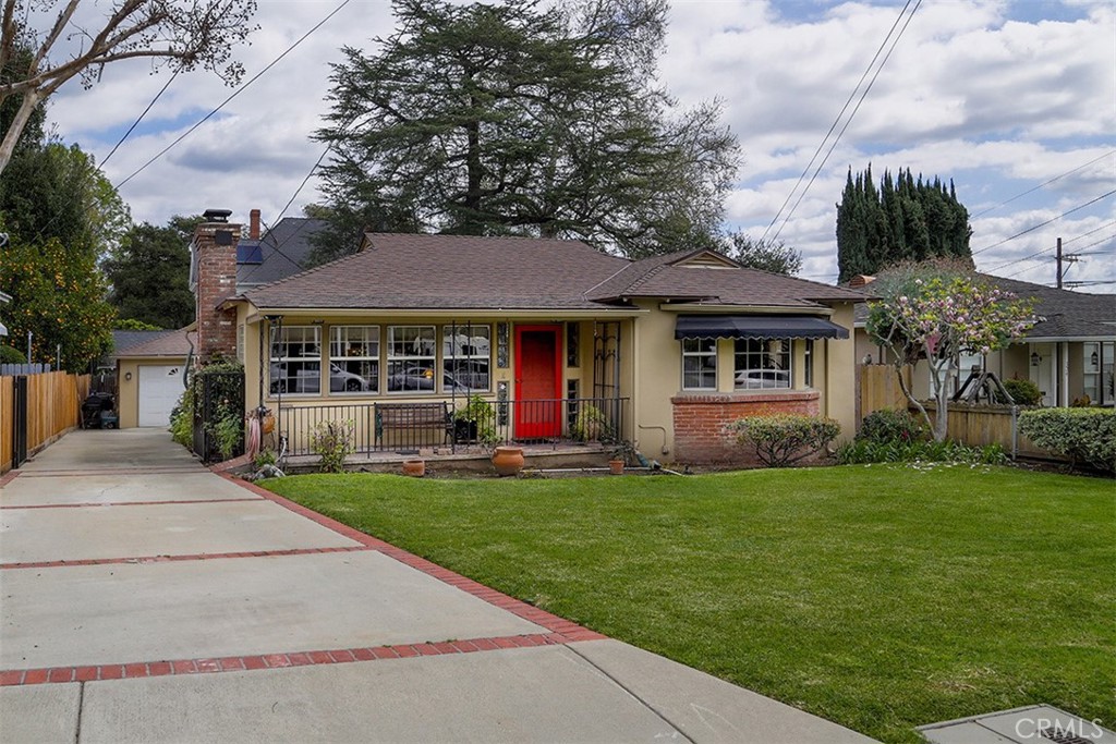 328 N. Alta Vista Ave.