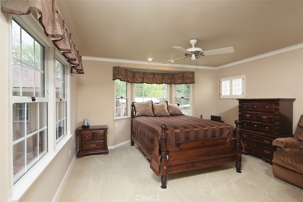 328 N. Alta Vista Ave.