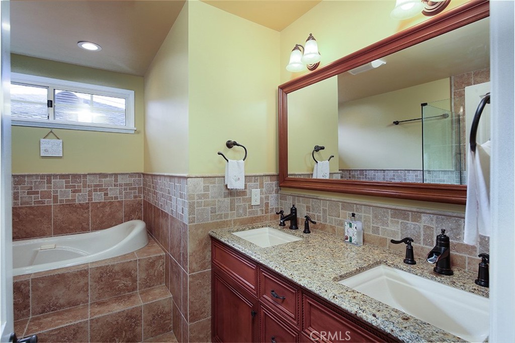 328 N. Alta Vista Ave.