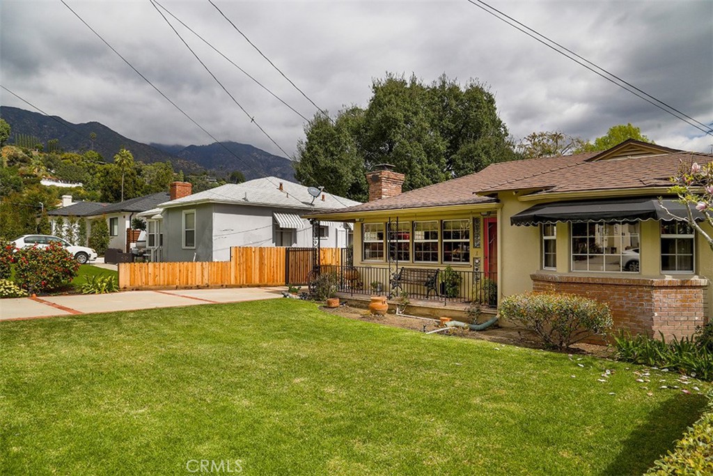 328 N. Alta Vista Ave.