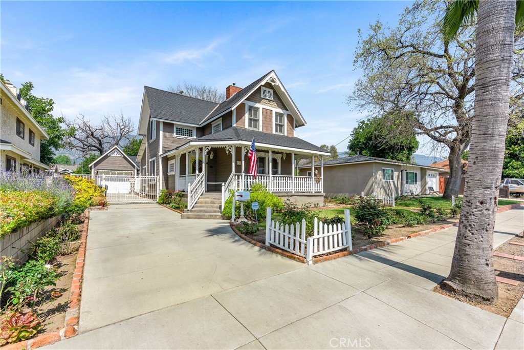 415 W Palm Avenue