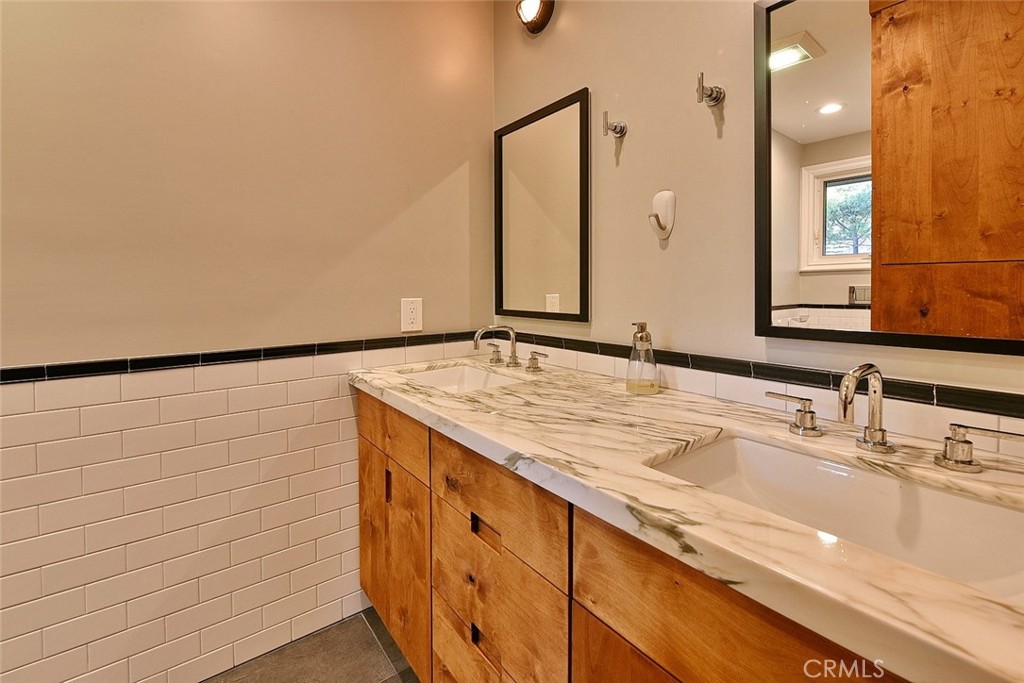 1743 Claridge Street