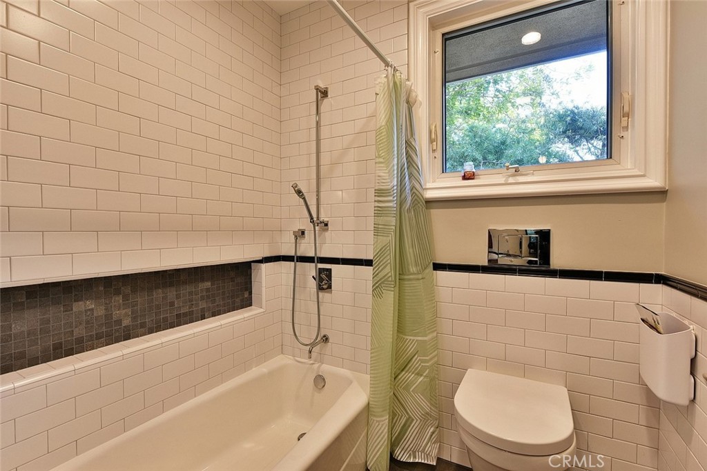 1743 Claridge Street