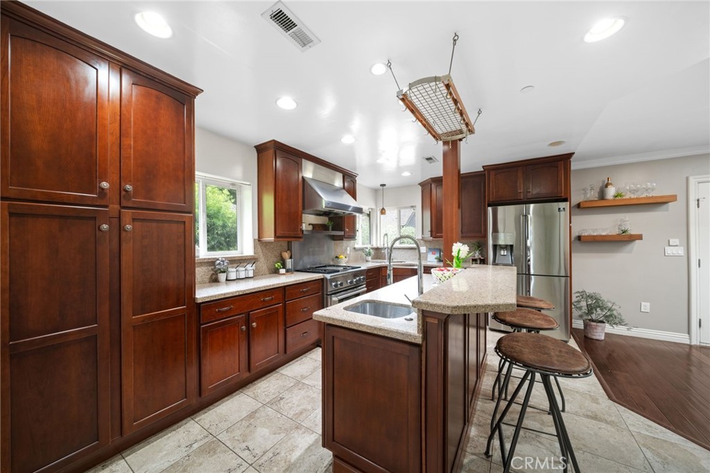 1743 Claridge Street