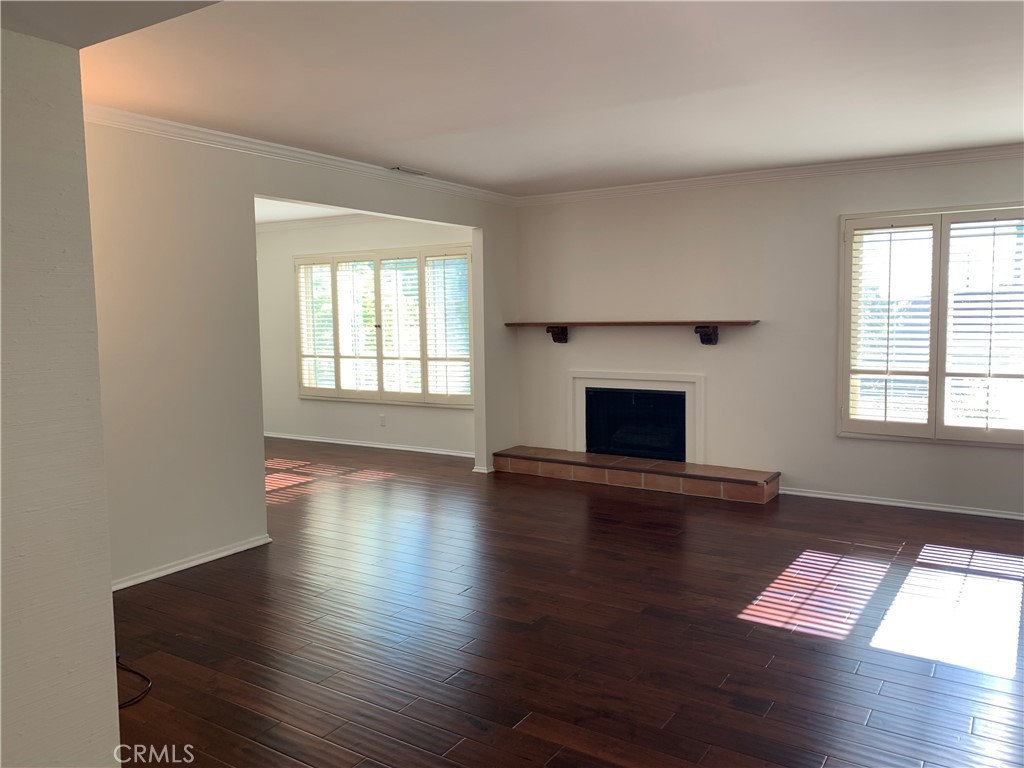 555 W Sierra Madre Boulevard A