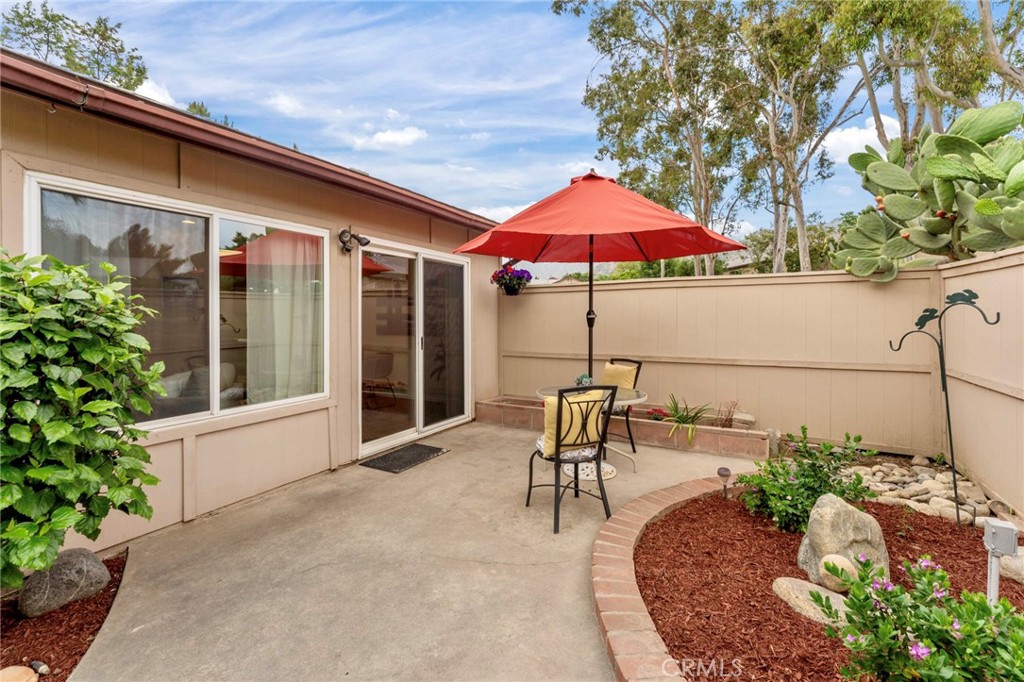 1280 N Tam O Shanter Drive