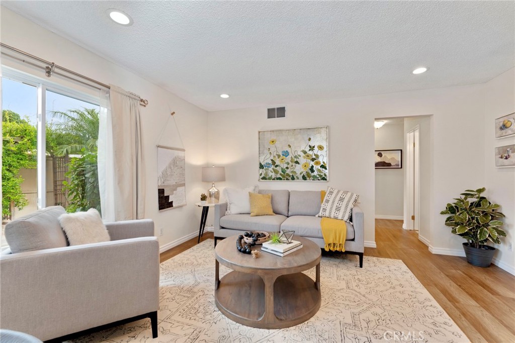 1280 N Tam O Shanter Drive