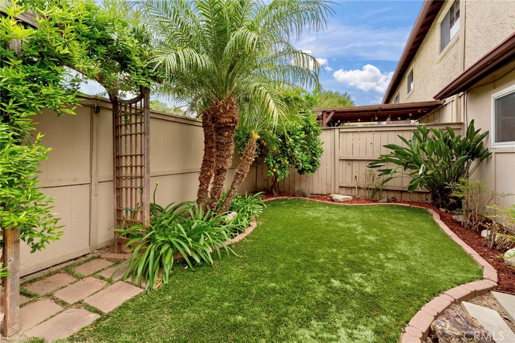 1280 N Tam O Shanter Drive