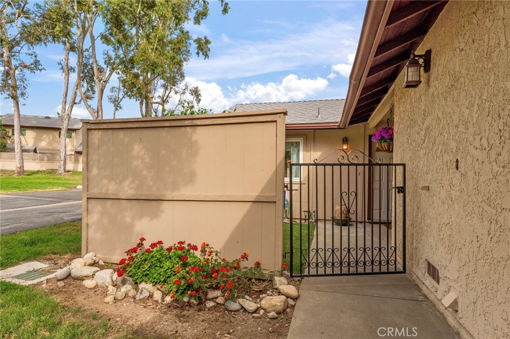 1280 N Tam O Shanter Drive