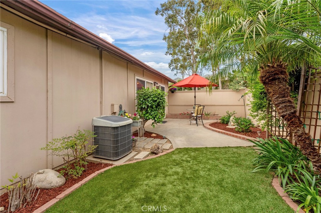 1280 N Tam O Shanter Drive