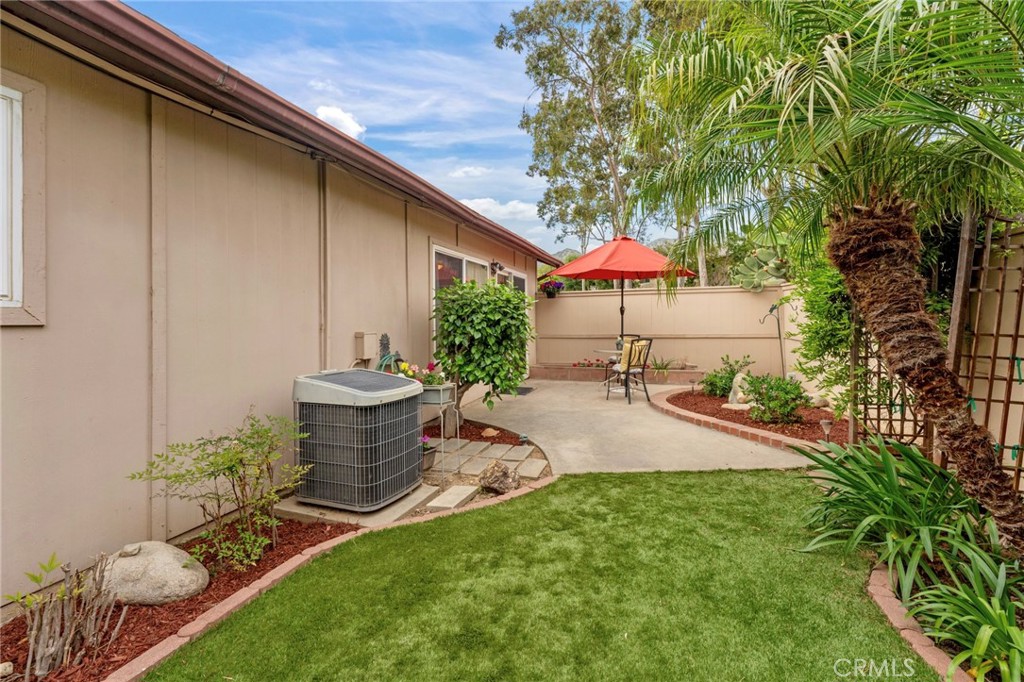 1280 N Tam O Shanter Drive