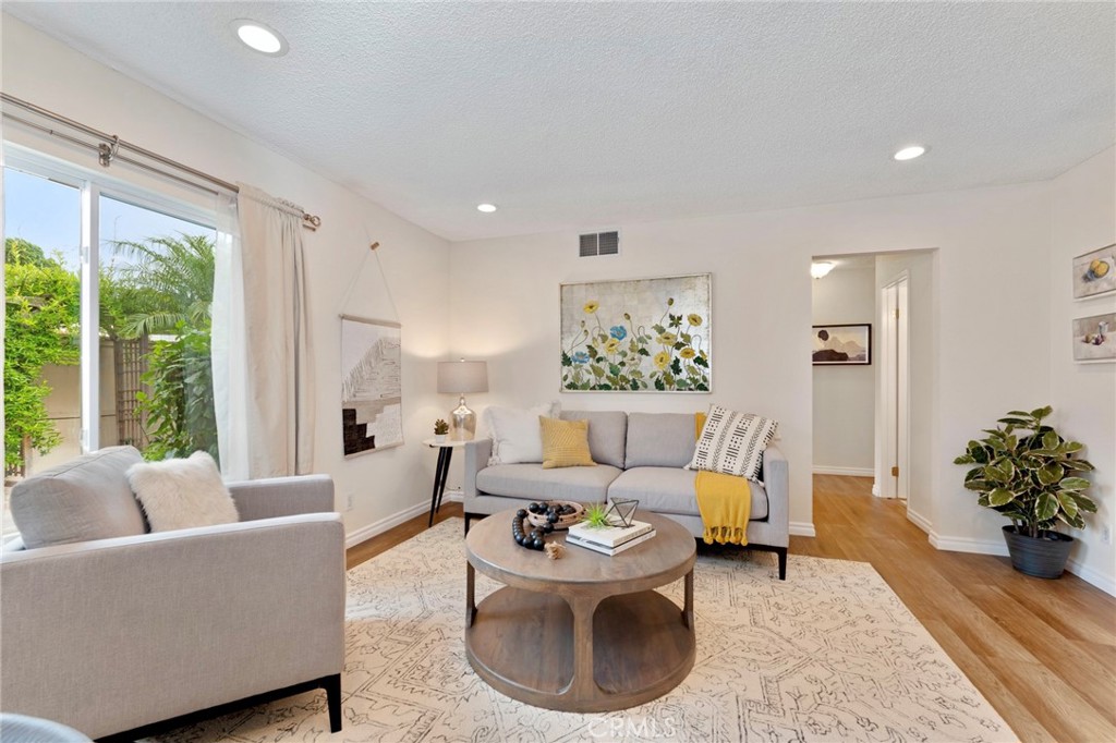 1280 N Tam O Shanter Drive