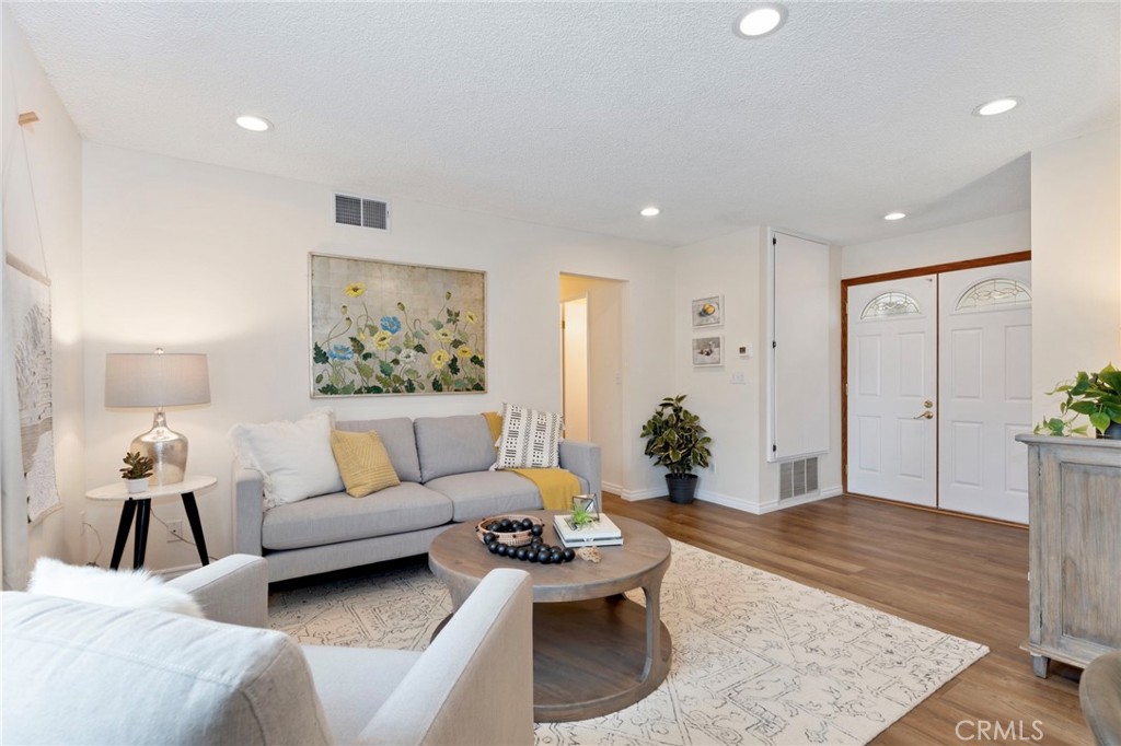 1280 N Tam O Shanter Drive