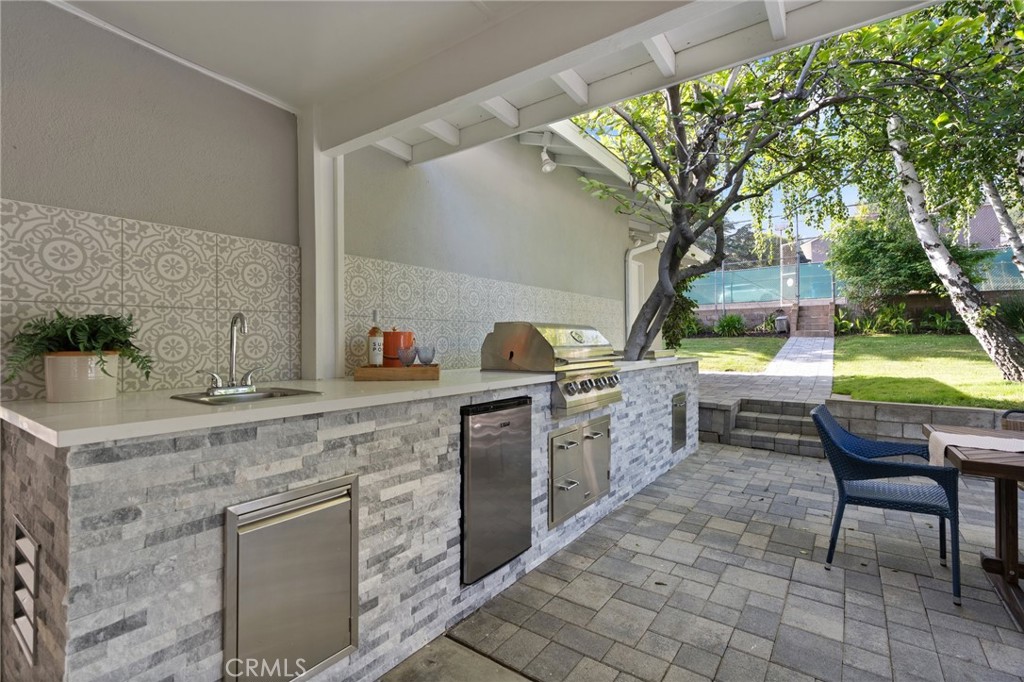 2145 Los Amigos Street