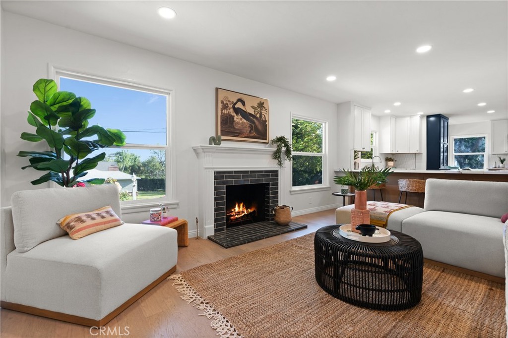 2145 Los Amigos Street