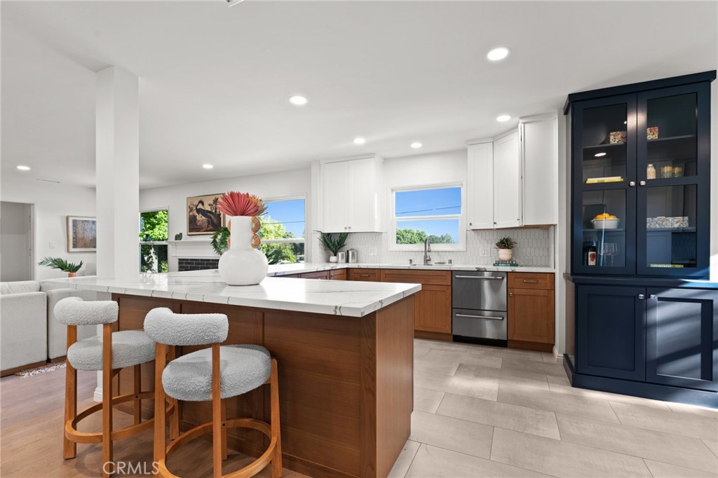 2145 Los Amigos Street