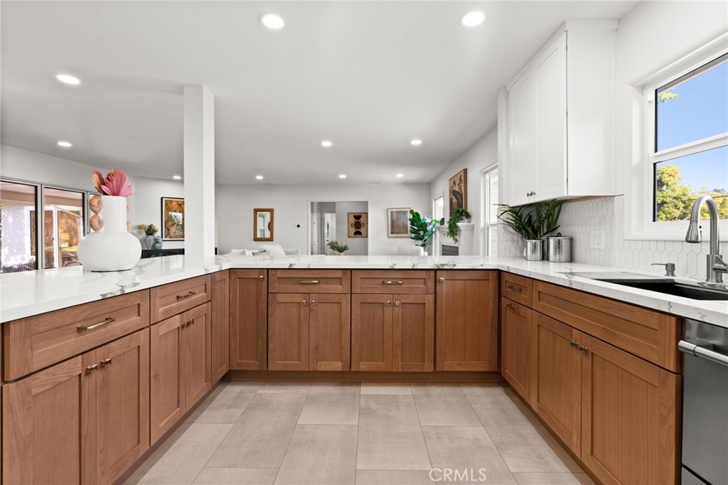 2145 Los Amigos Street