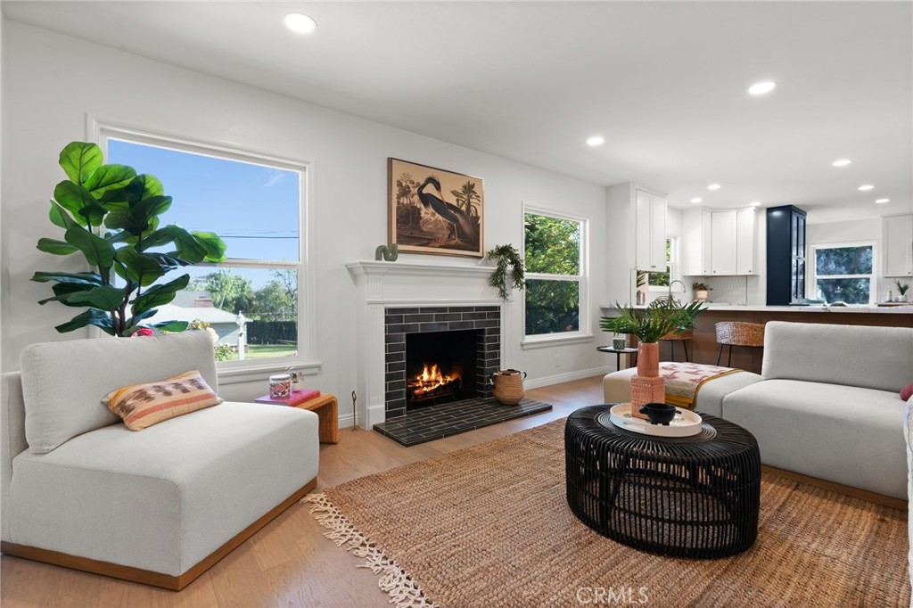 2145 Los Amigos Street