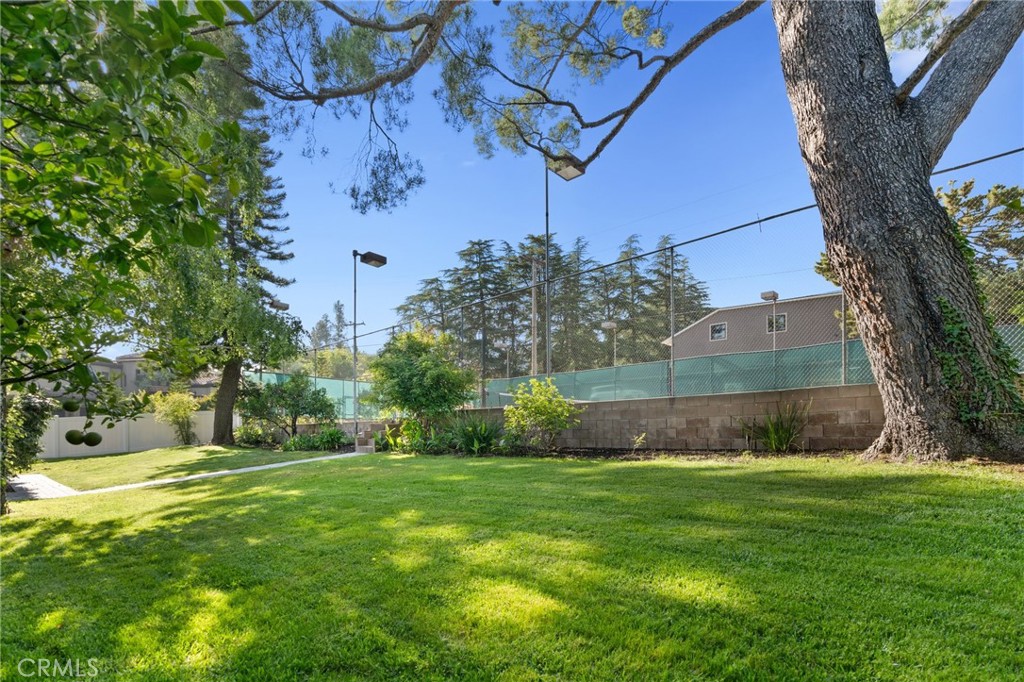 2145 Los Amigos Street