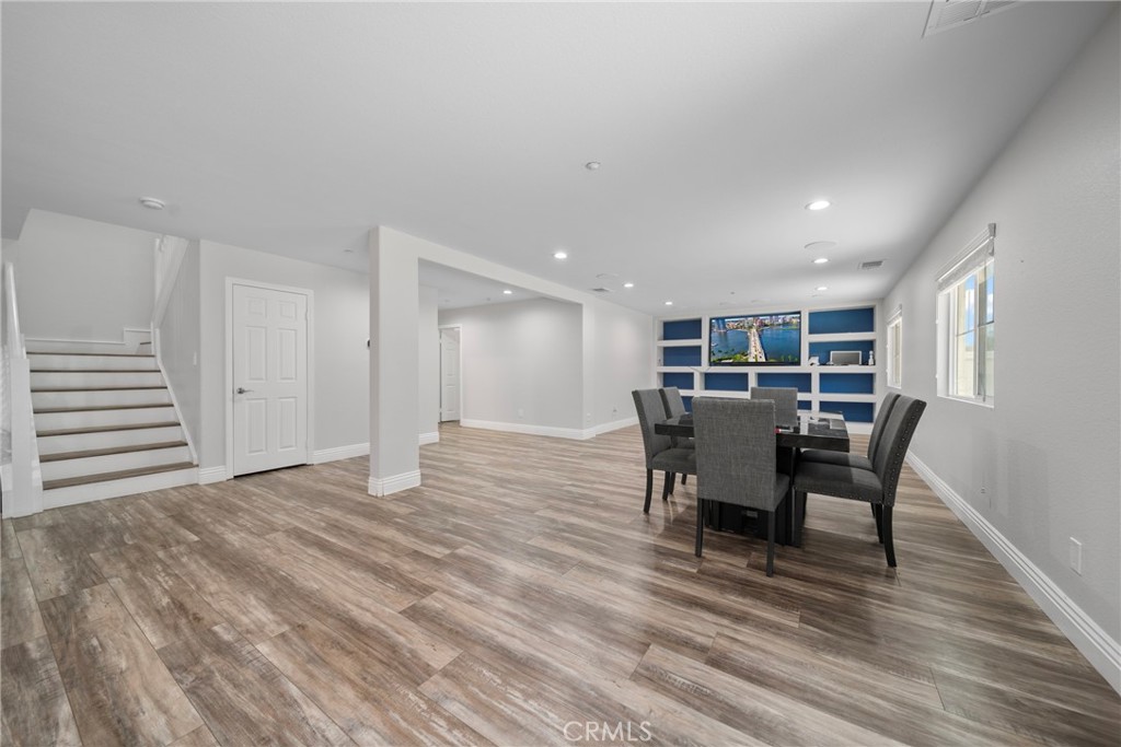 9186 Santa Barbara Drive