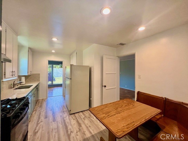 1295 N Michillinda Avenue