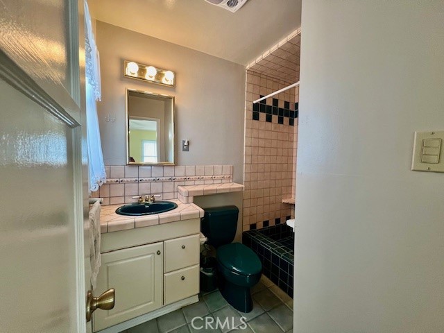 1295 N Michillinda Avenue