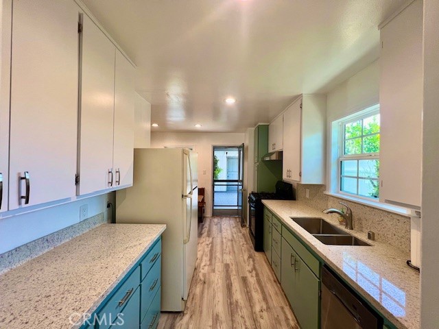 1295 N Michillinda Avenue