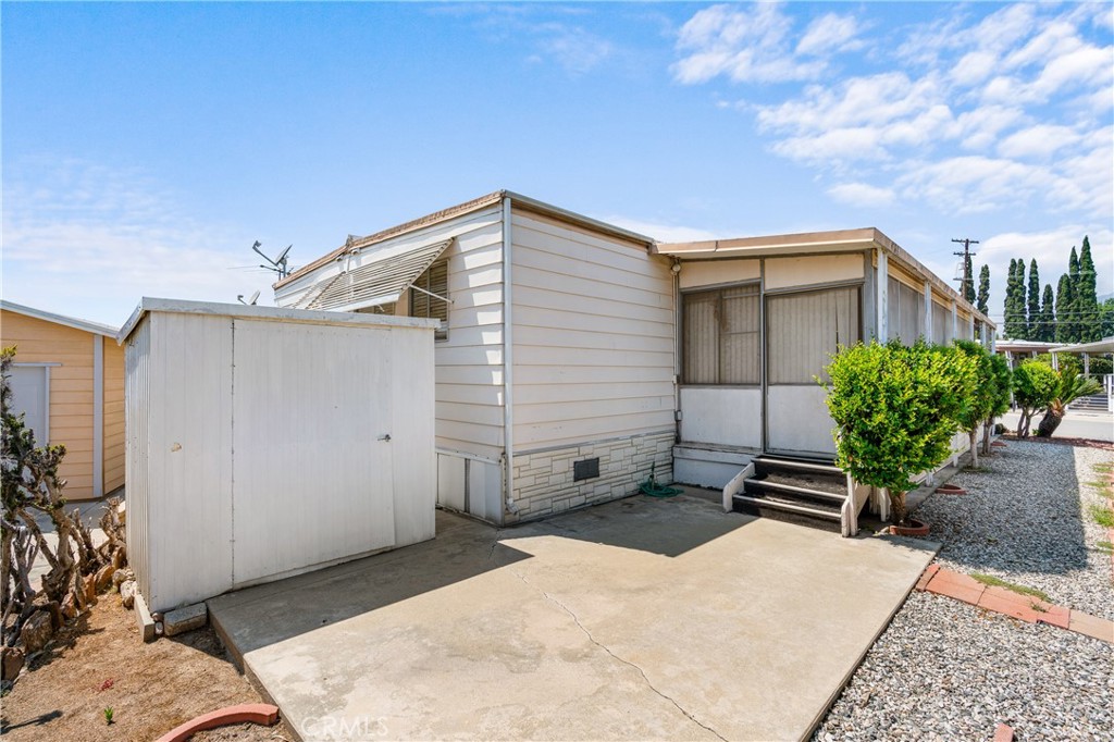 416 Jeffries Avenue 16