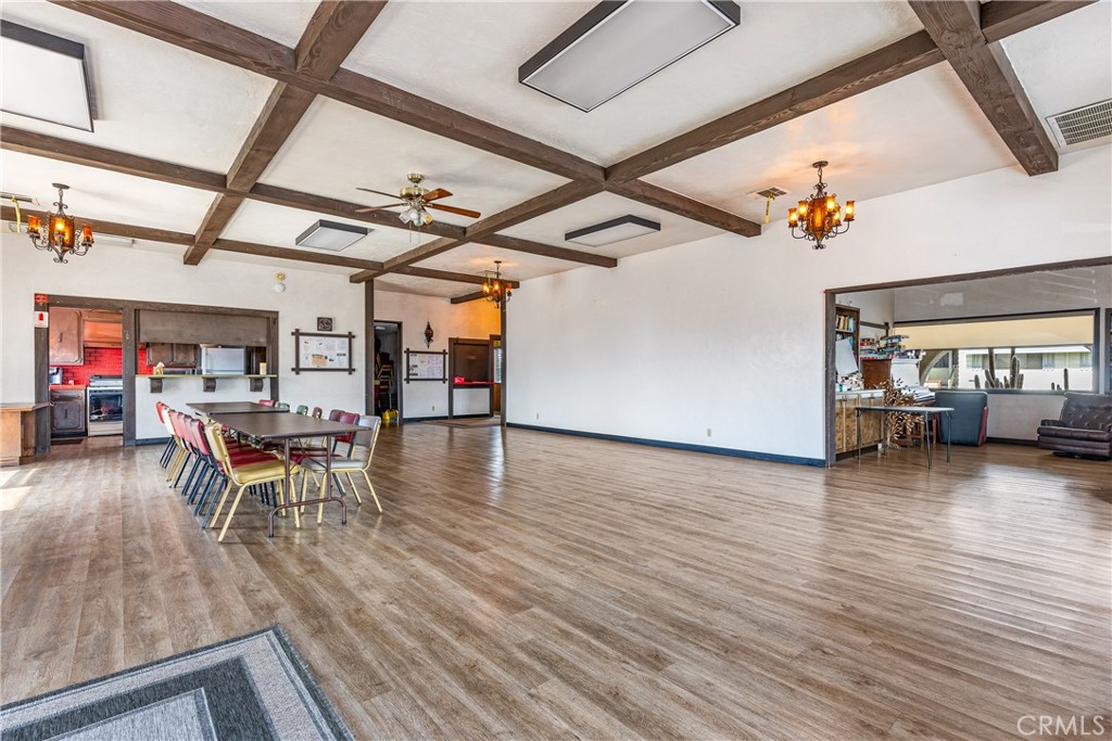 416 Jeffries Avenue 16