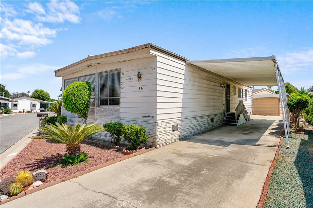 416 Jeffries Avenue 16