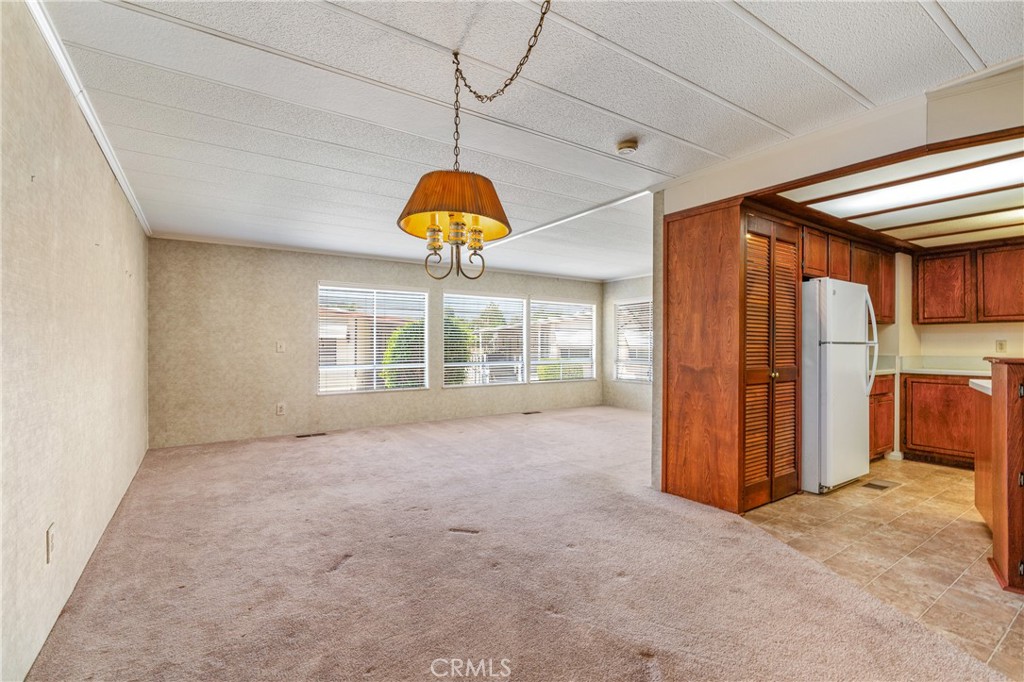 416 Jeffries Avenue 16