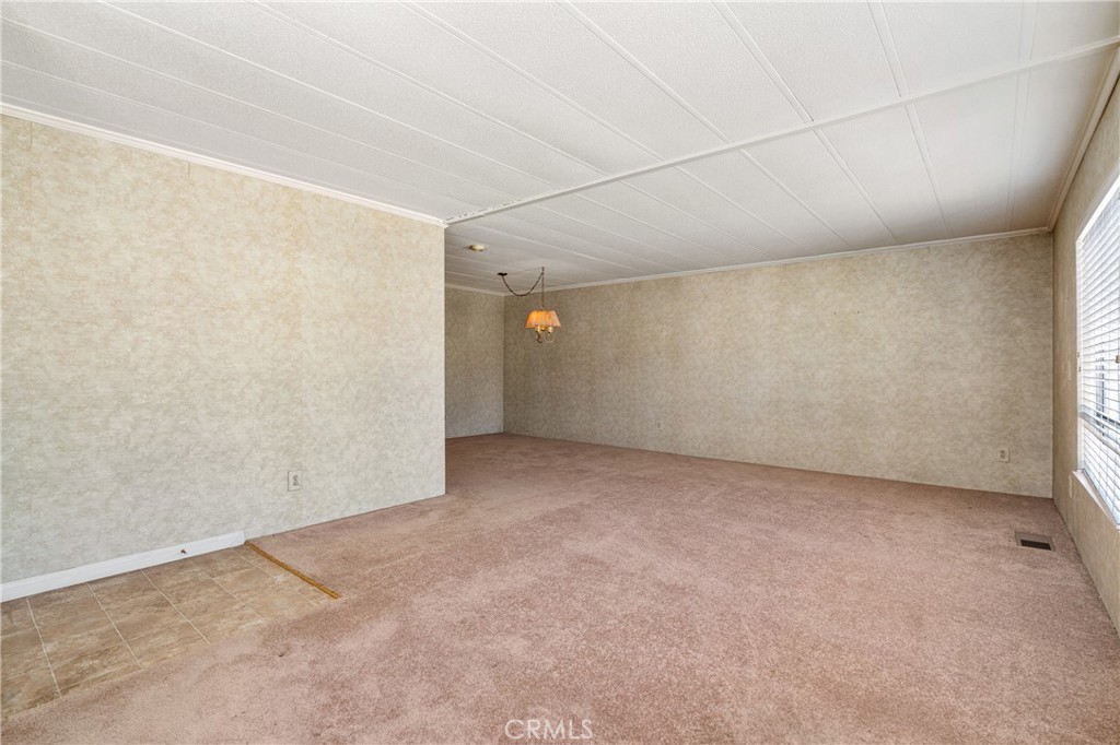 416 Jeffries Avenue 16