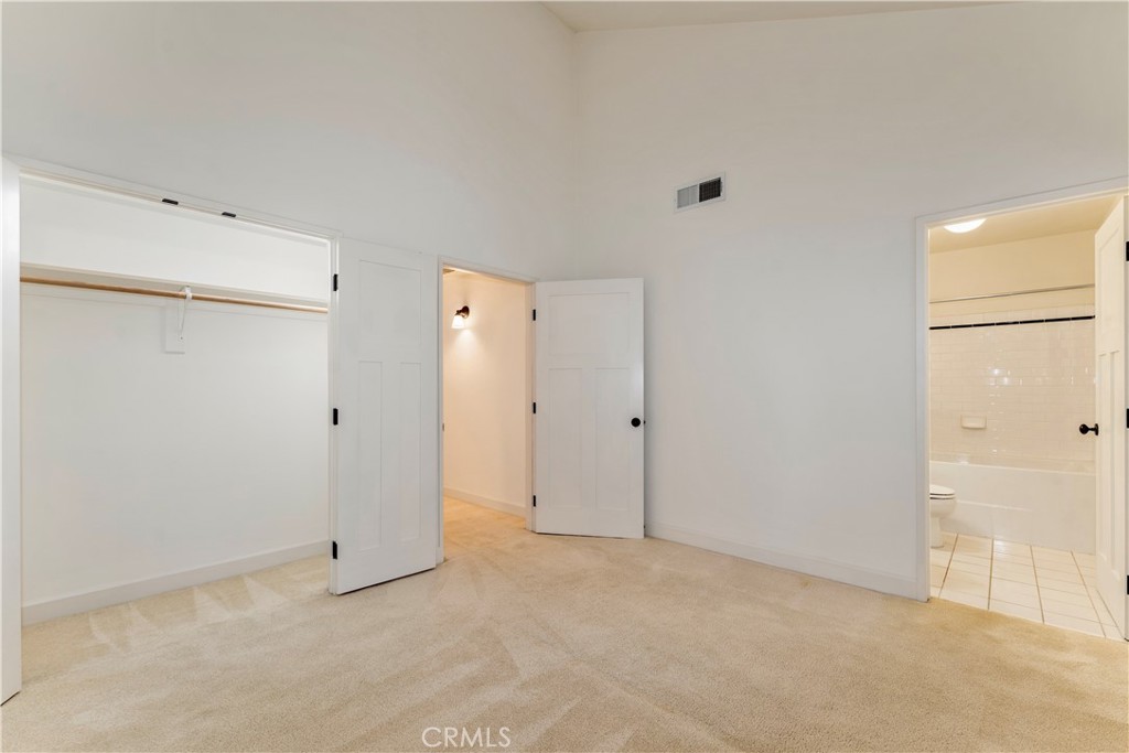 727 Meridian Avenue E