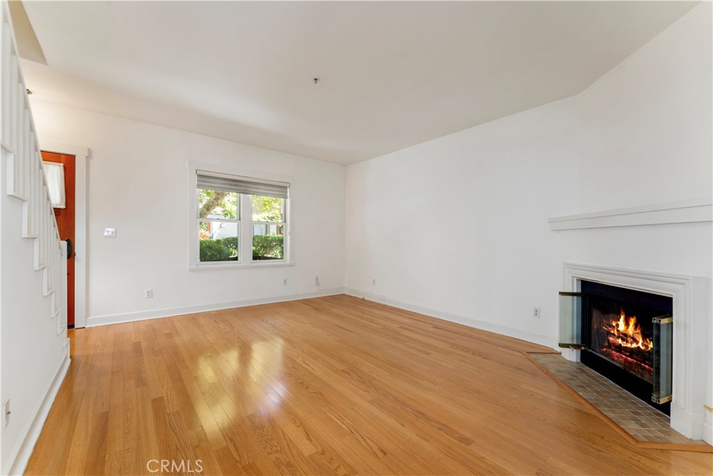 727 Meridian Avenue E