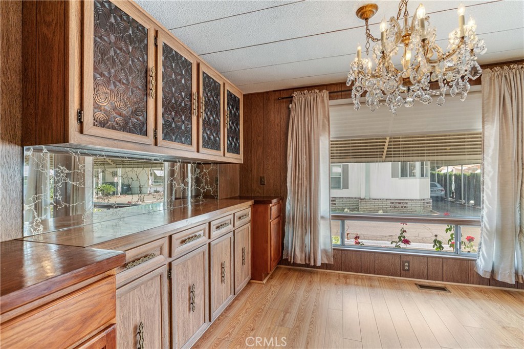 4800 Daleview Avenue 77