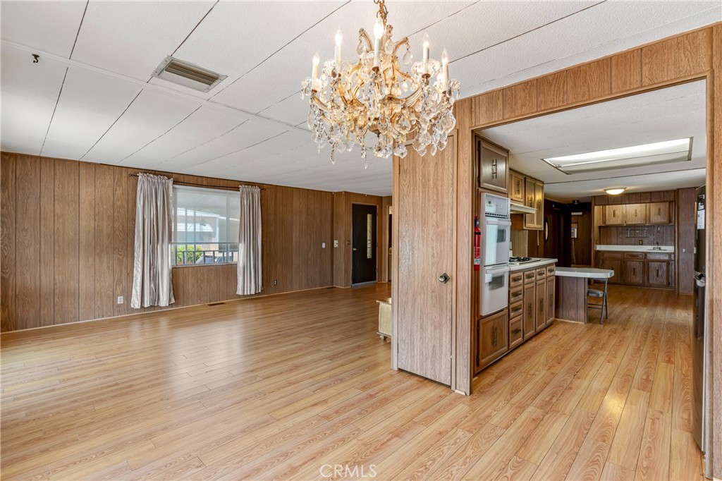 4800 Daleview Avenue 77