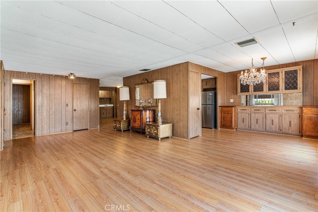 4800 Daleview Avenue 77