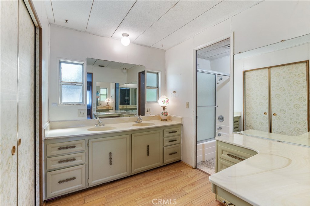 4800 Daleview Avenue 77