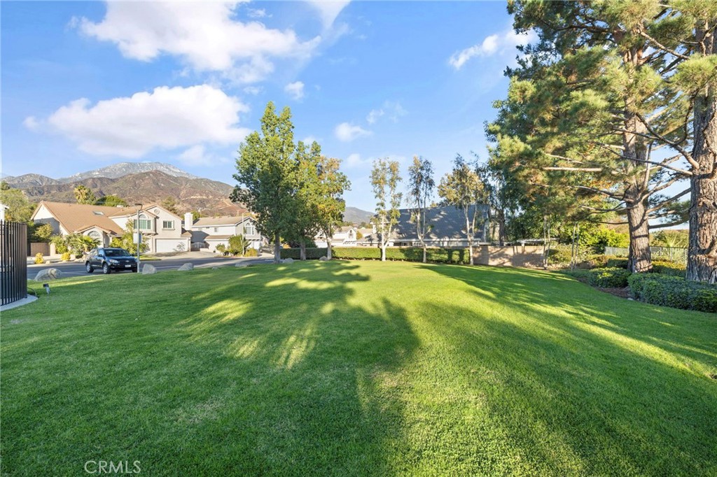 1528 Highpoint Street